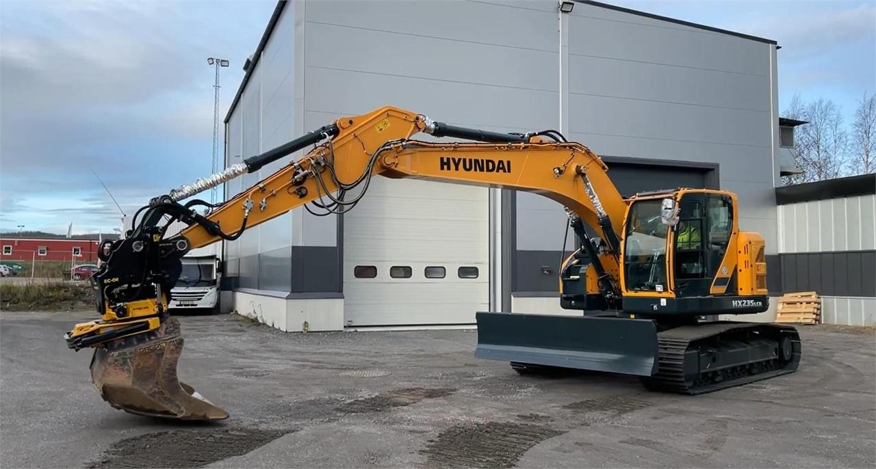 Hyundai HX235LCR,