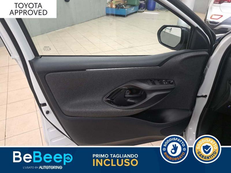 Toyota Yaris 1.5 HYBRID STYLE