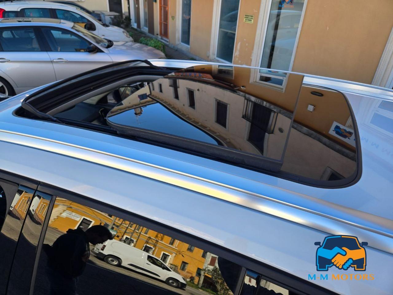 VOLVO XC40 D4 AWD Geartronic Momentum