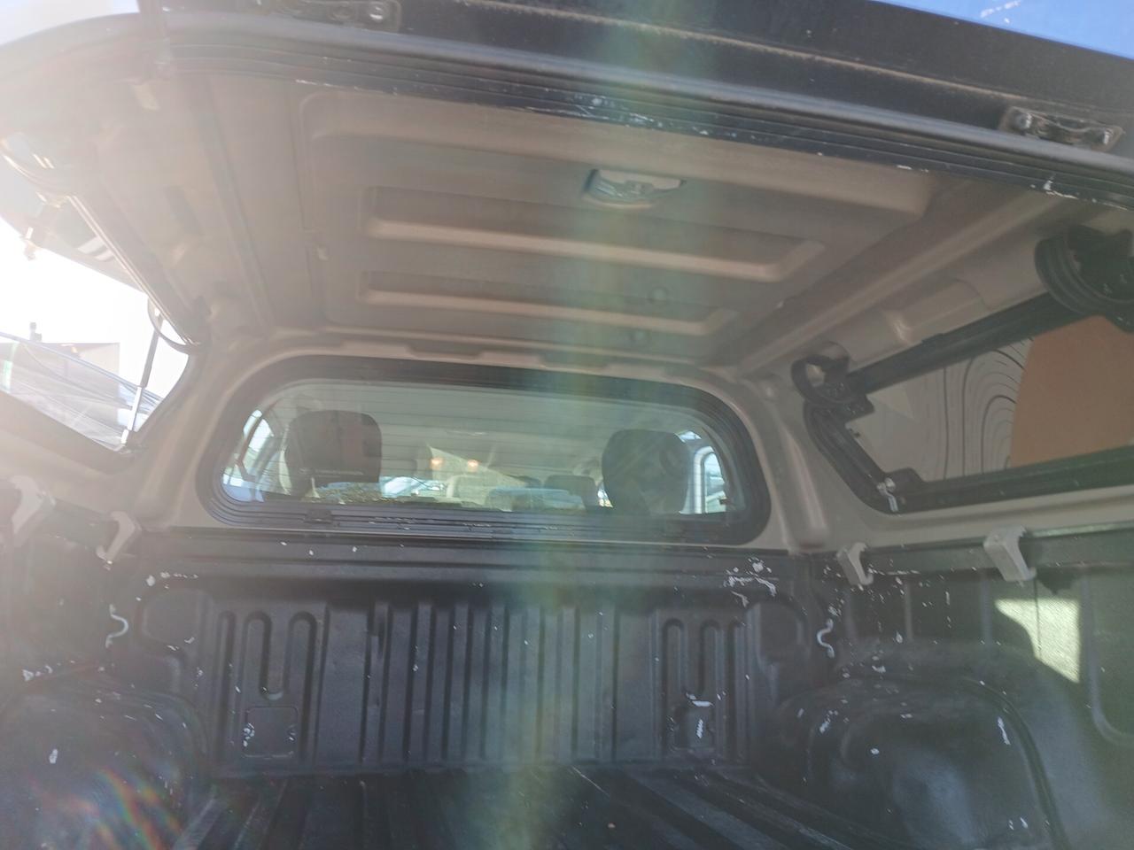 TOYOTA HILUX 2.4 D 4WD DOUBLE CAB 2017