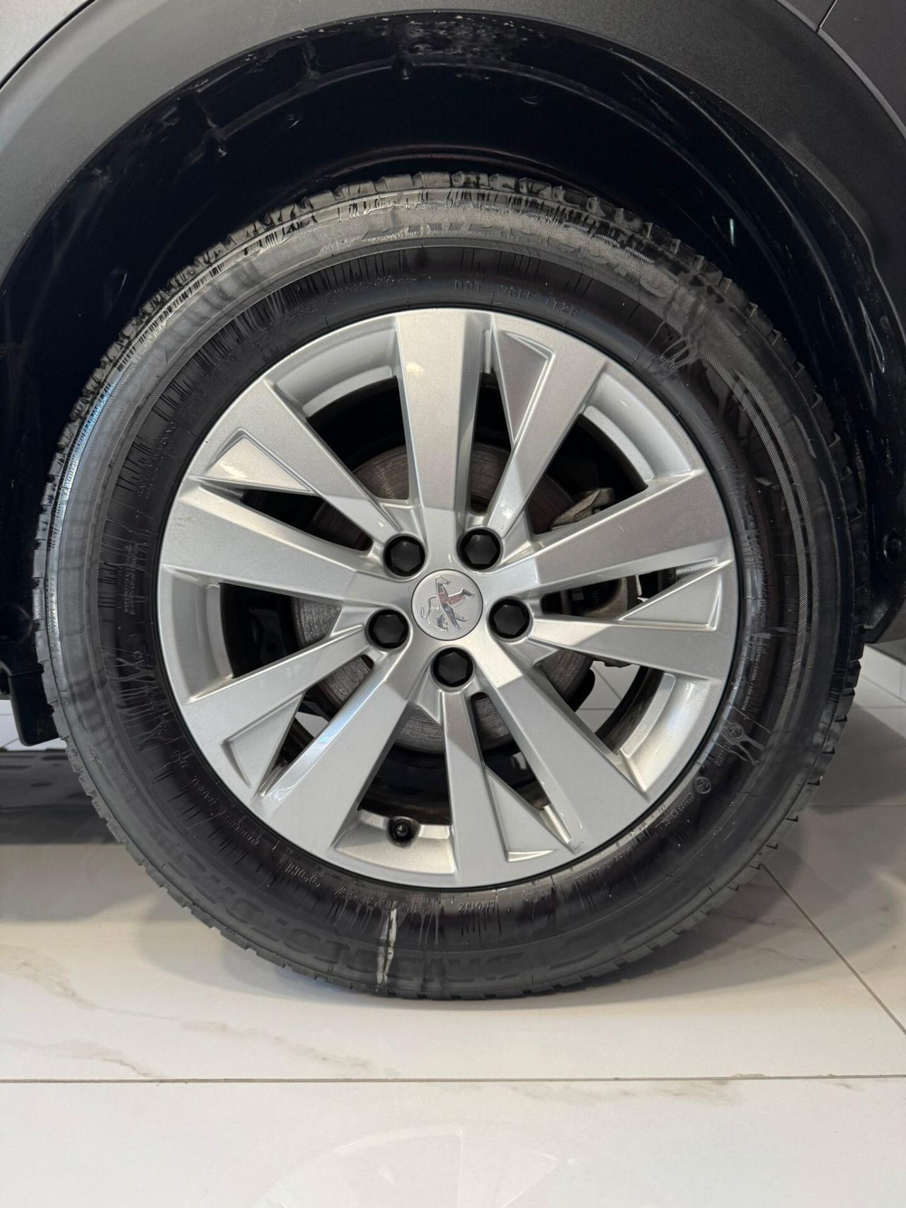 Peugeot 3008 BlueHDi 130 S&S EAT8 Active Business