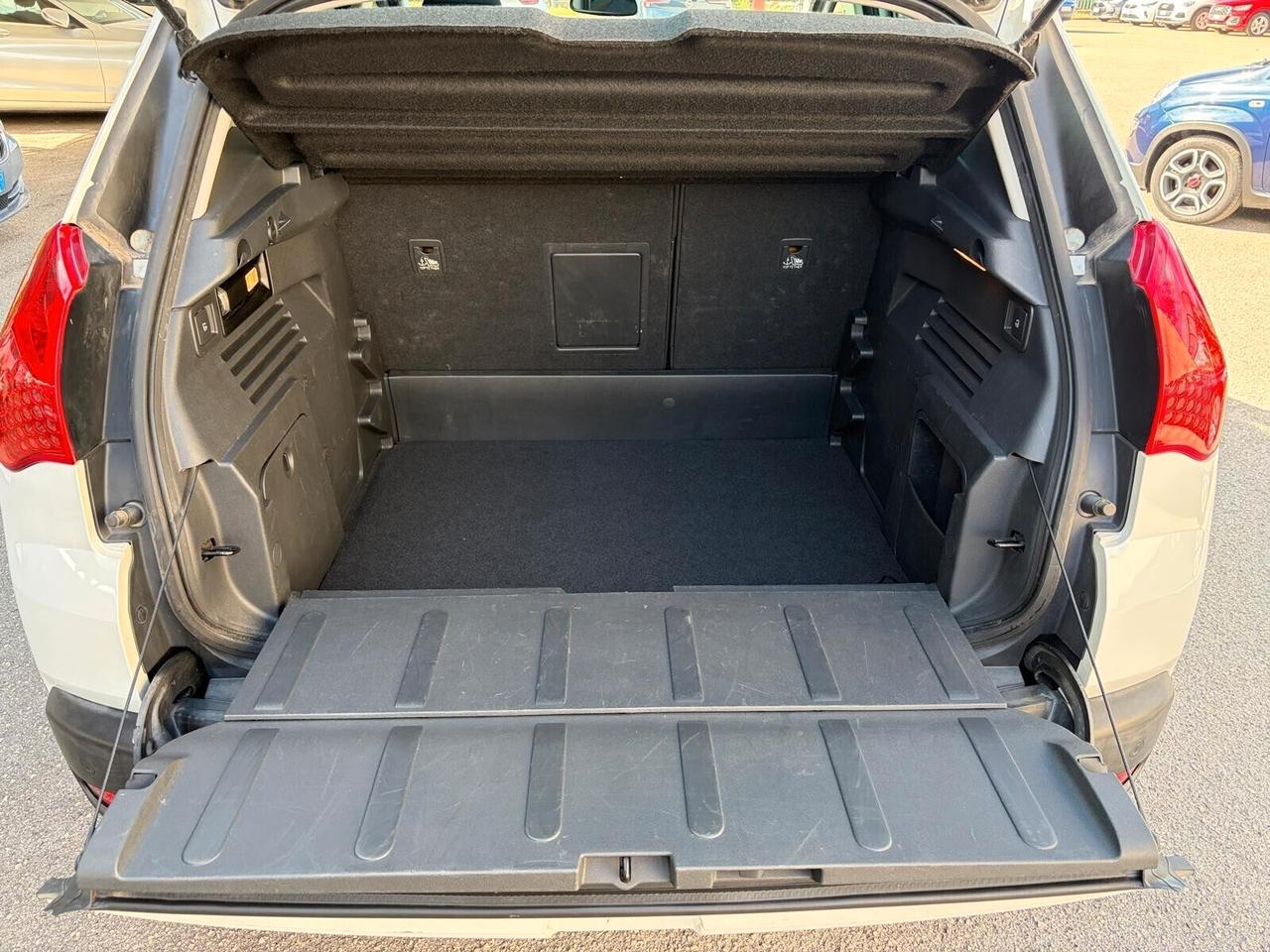 Peugeot 3008 1.6 HDi 110CV Outdoor