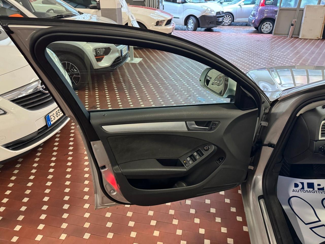 Audi A4 3.2 V6 qu. tiptronic Advanced - UNICO PROPRIETARIO