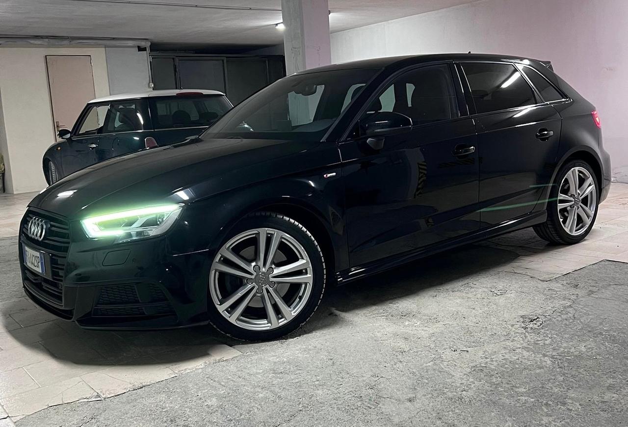 Audi A3 2.0 TDI quattro 184CV Stronic SLINE