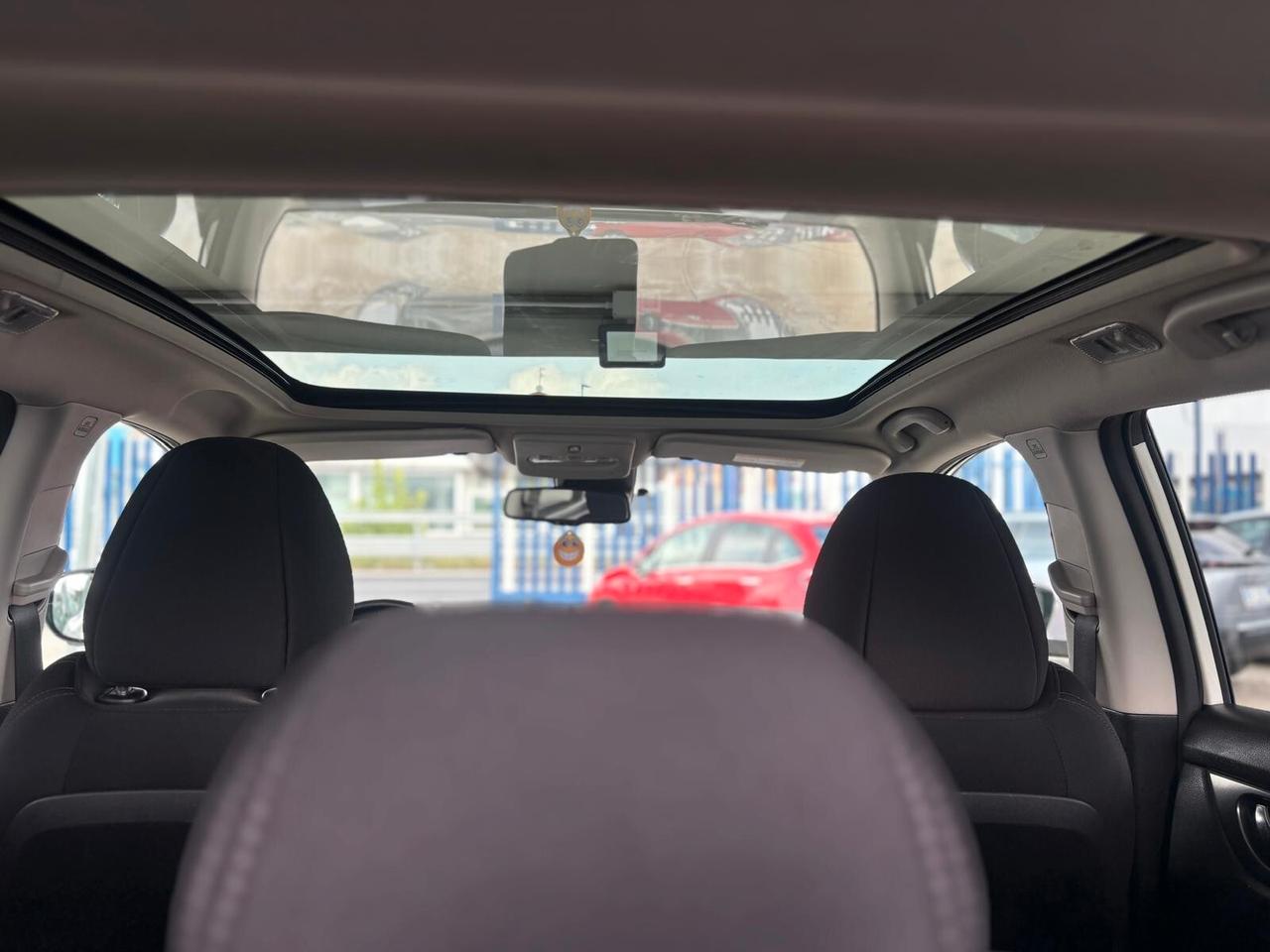Nissan Qashqai 1.6 dCi 2WD XTronic Tekna