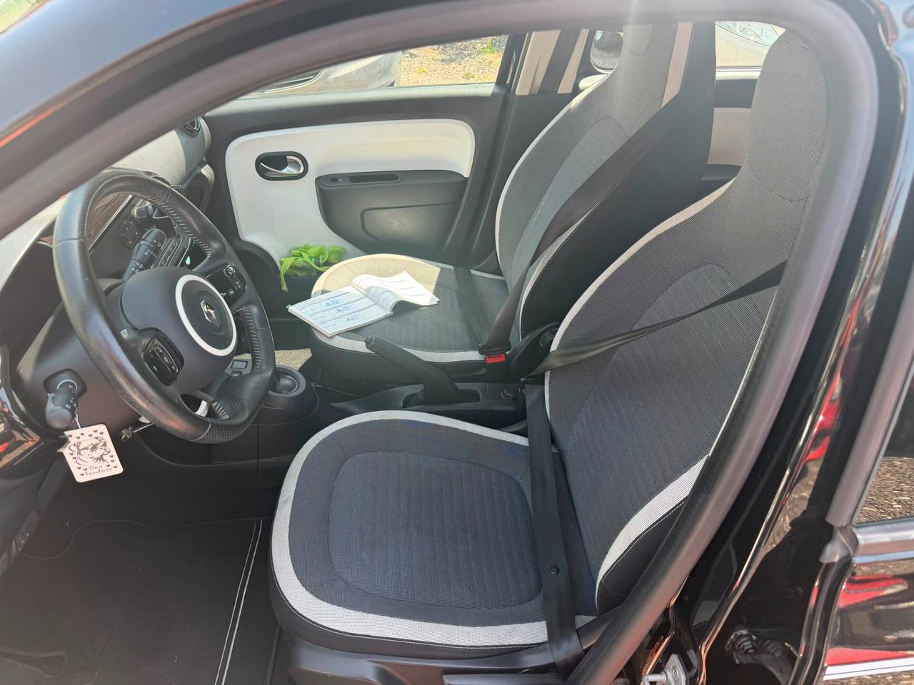 Renault Twingo SCe LIMITED