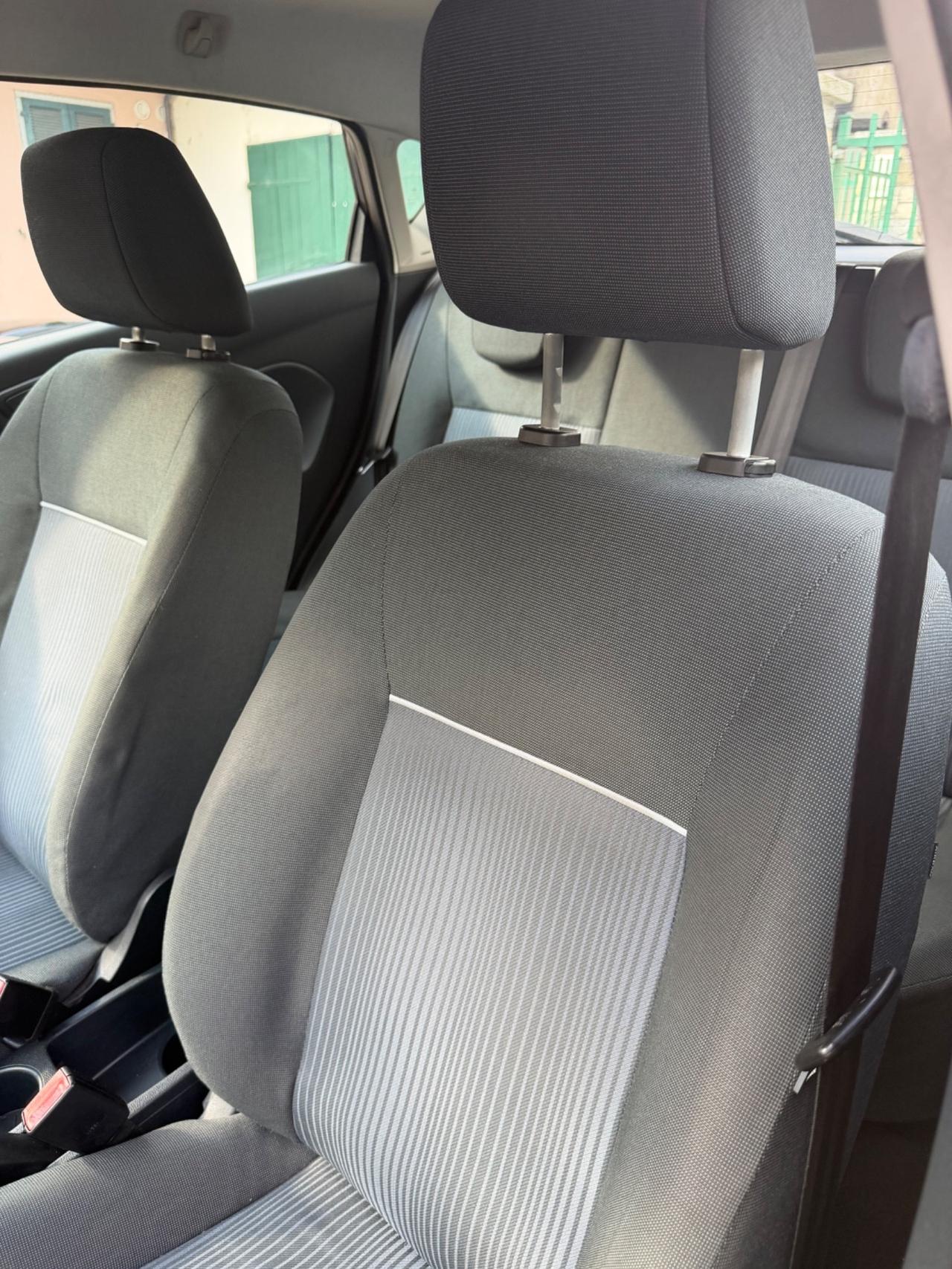 Ford FIESTA 1.2 82 CV 5P TITANIUM NEOPAT KMCERT GARANZ UNICOPR