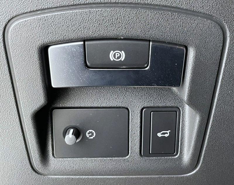 Land Rover Range Rover Velar Range Rover Velar 2.0D I4 240 CV R-Dynamic S