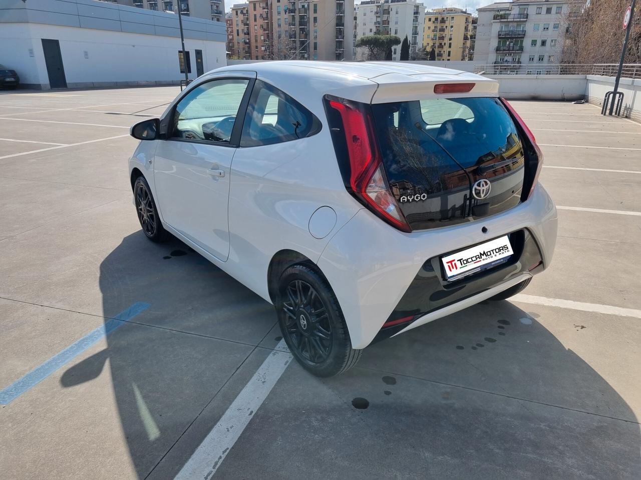 Toyota Aygo 1.0 VVT-i 72 CV 3 porte x-cool