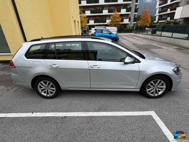VOLKSWAGEN Golf Variant 2.0 TDI DSG Business BlueMotion Technology