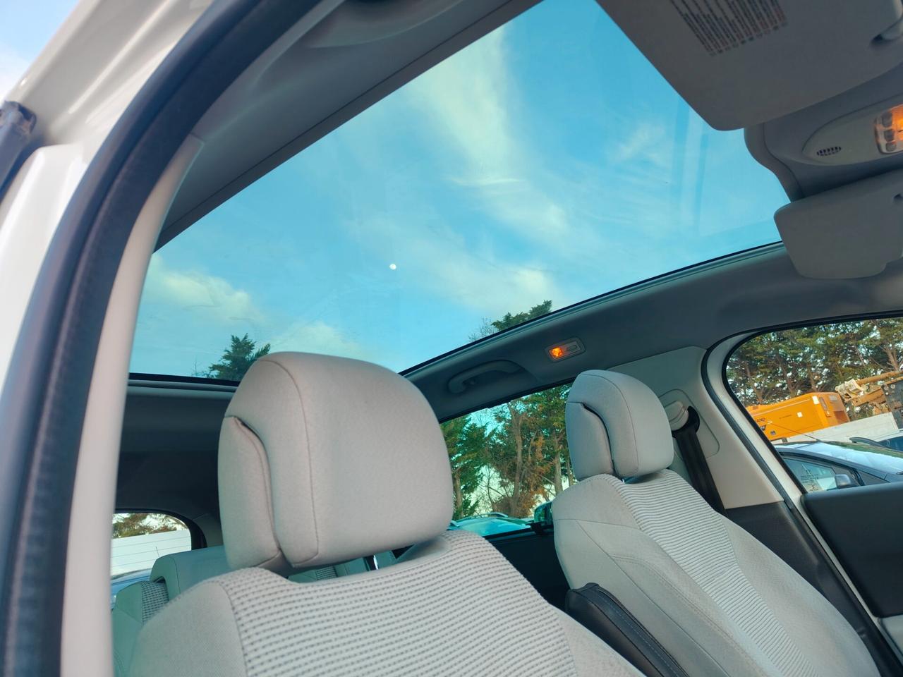 Peugeot 5008 1.6 HDi 115CV Business