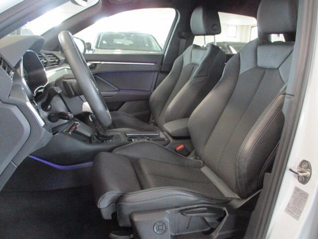 Audi Q3 SUV (35) Blackline 2.0 TDI 150CV S-Tronic