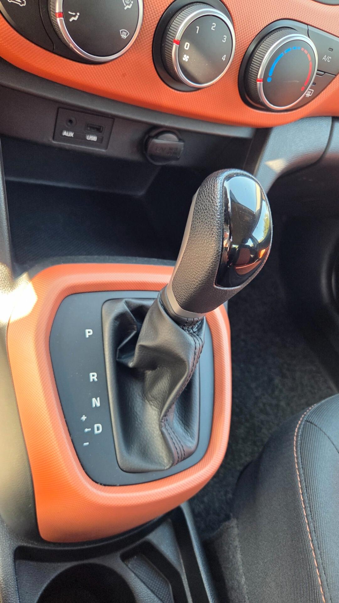 Hyundai i10 1.0 Automatica 37 mila Km