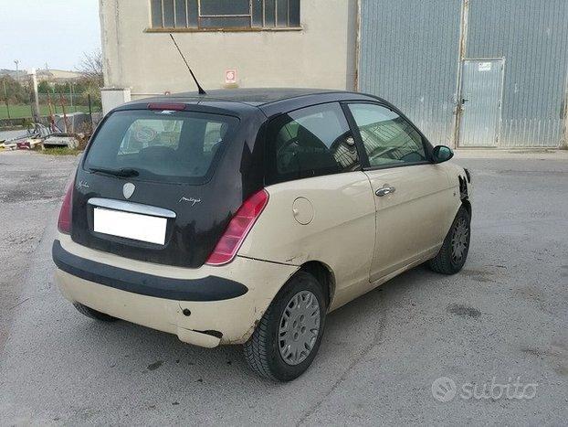 Lancia Ypsilon 1.3 MJT 16V Argento