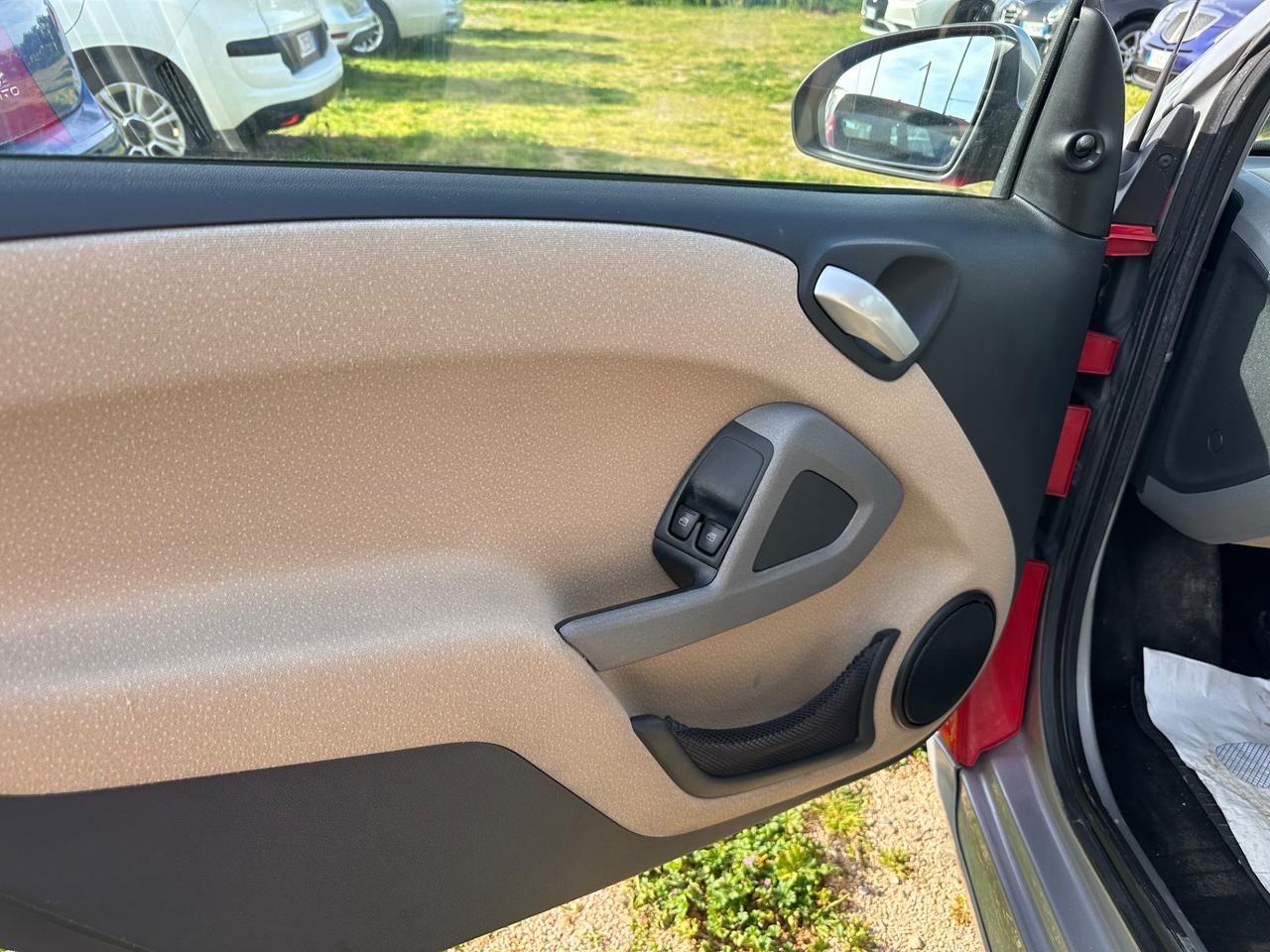 Smart ForTwo 1000 52 kW MHD coupé passion