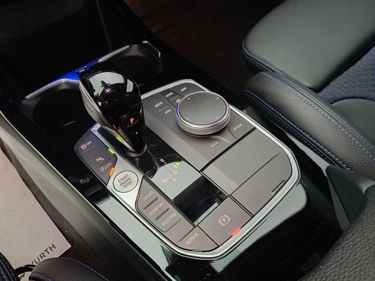 BMW Serie 1 F40 - 118d Msport auto