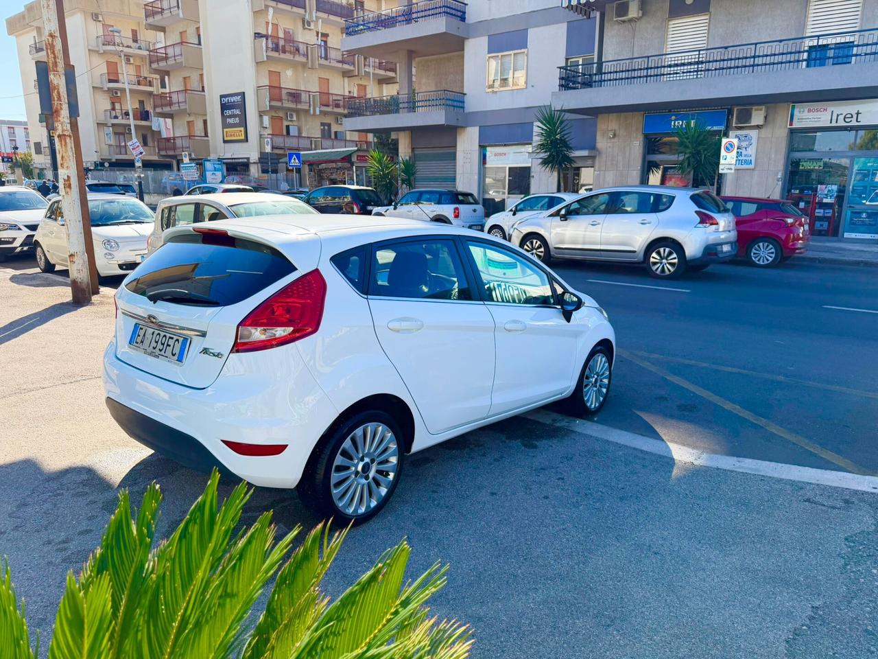 Ford Fiesta Fiesta+ 1.2 82CV 5 porte - Anno 2010 - NEOPATENTATO