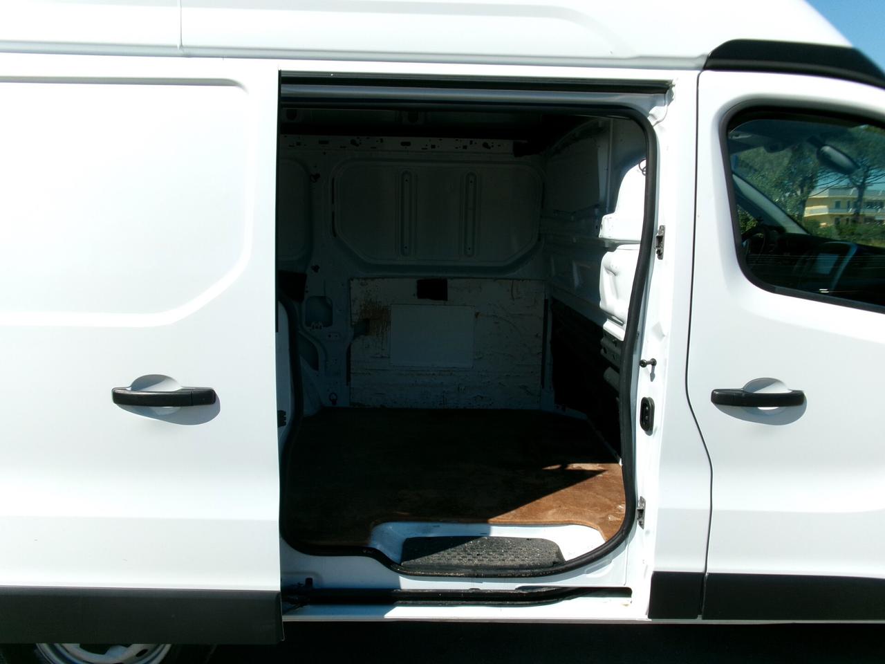 Renault Trafic 1.6 DCI 145CV E6 TETTO ALTO NAVI/SENSORI POST *BELLISSIMO*