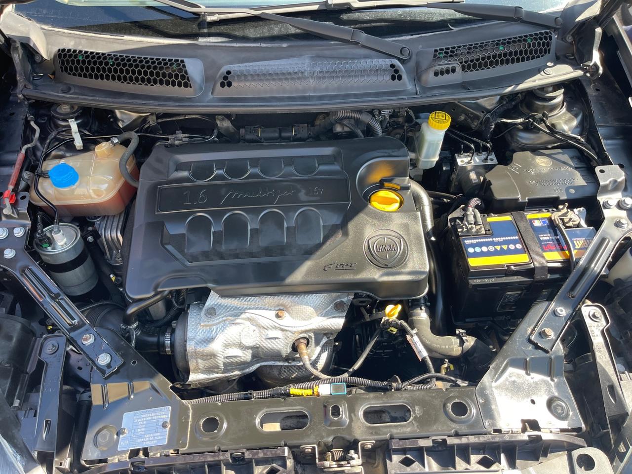 Lancia Delta 1.6 MJT DPF Silver