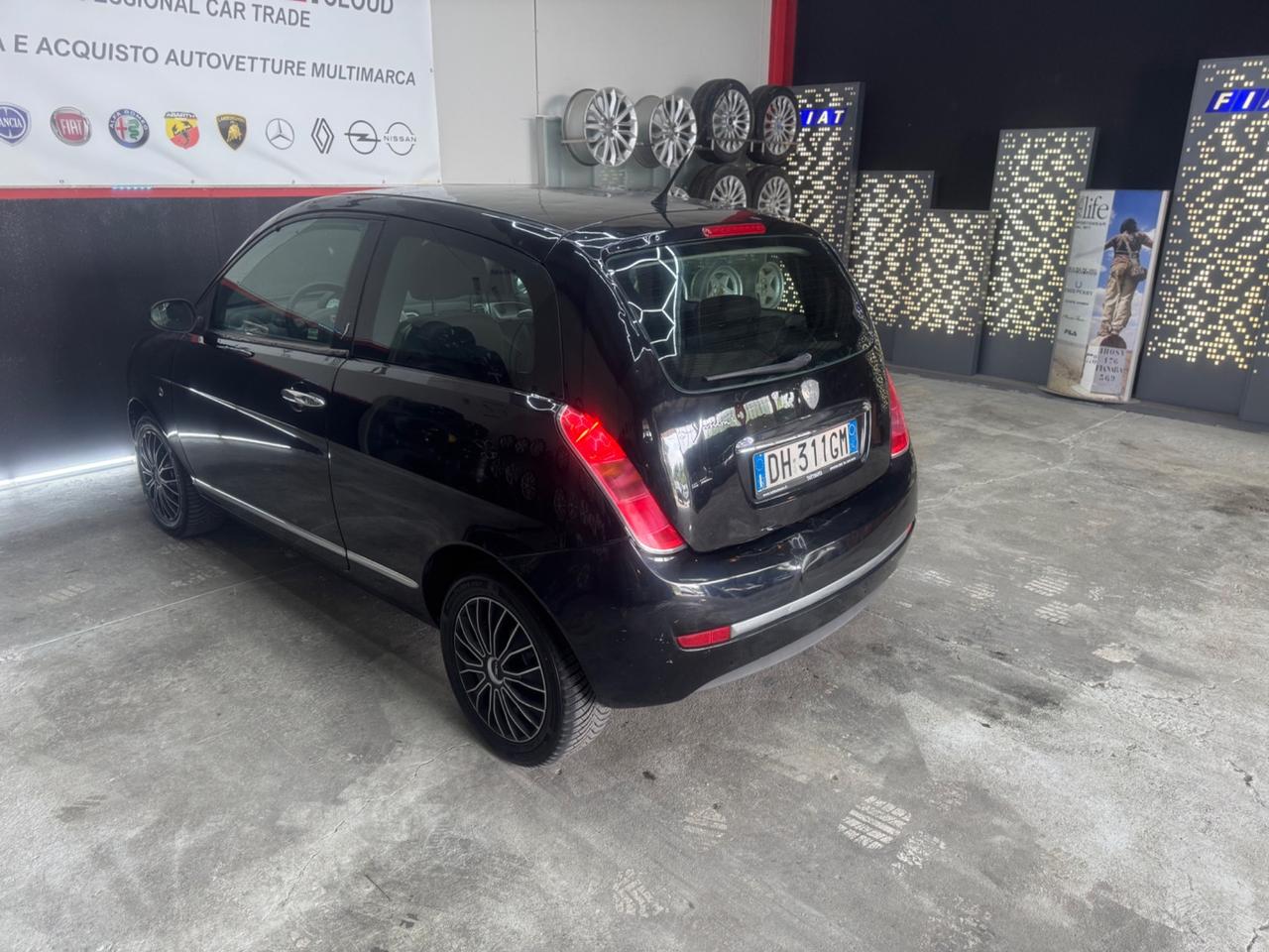 Lancia Ypsilon 1.2 Benzina ADATTA NEOPATENTATI