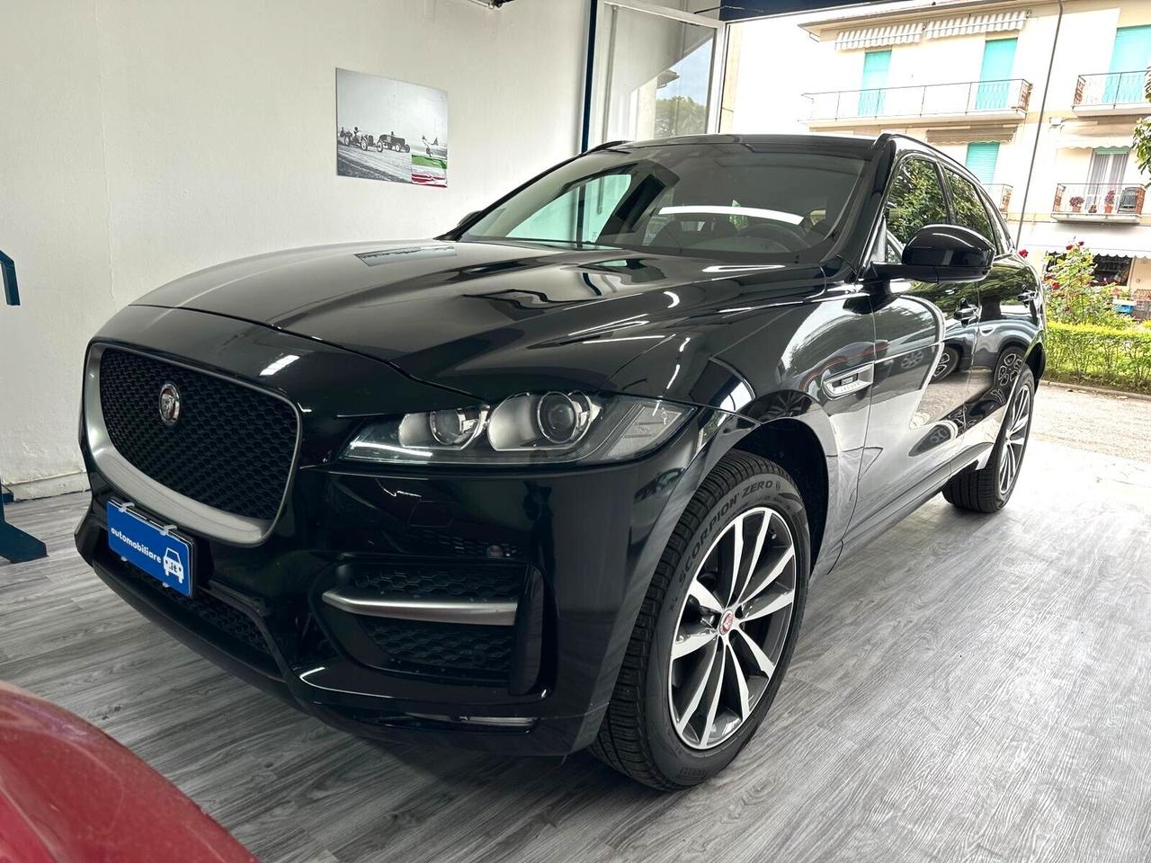 Jaguar F-Pace 2.0 D 180 CV AWD aut. R-Sport