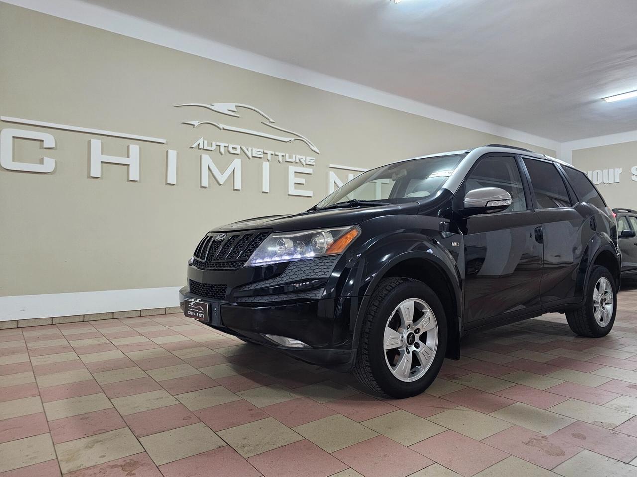 Mahindra XUV500 2.2 16V AWD W8