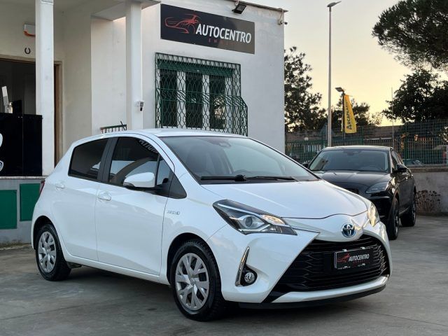 TOYOTA Yaris 1.5 Hybrid 5 porte Active