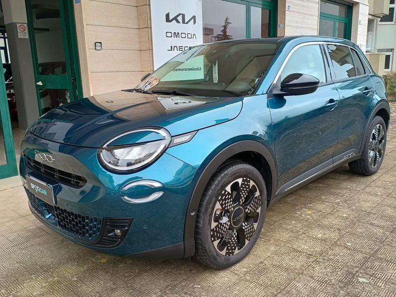 FIAT 600 1.2 hybrid La Prima 110cv auto