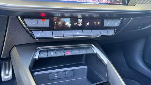 AUDI RS3 RS3 SPORTBACK SPB TFSI quattro S tronic