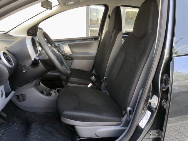 TOYOTA Aygo 1.0i 12V 5 porte