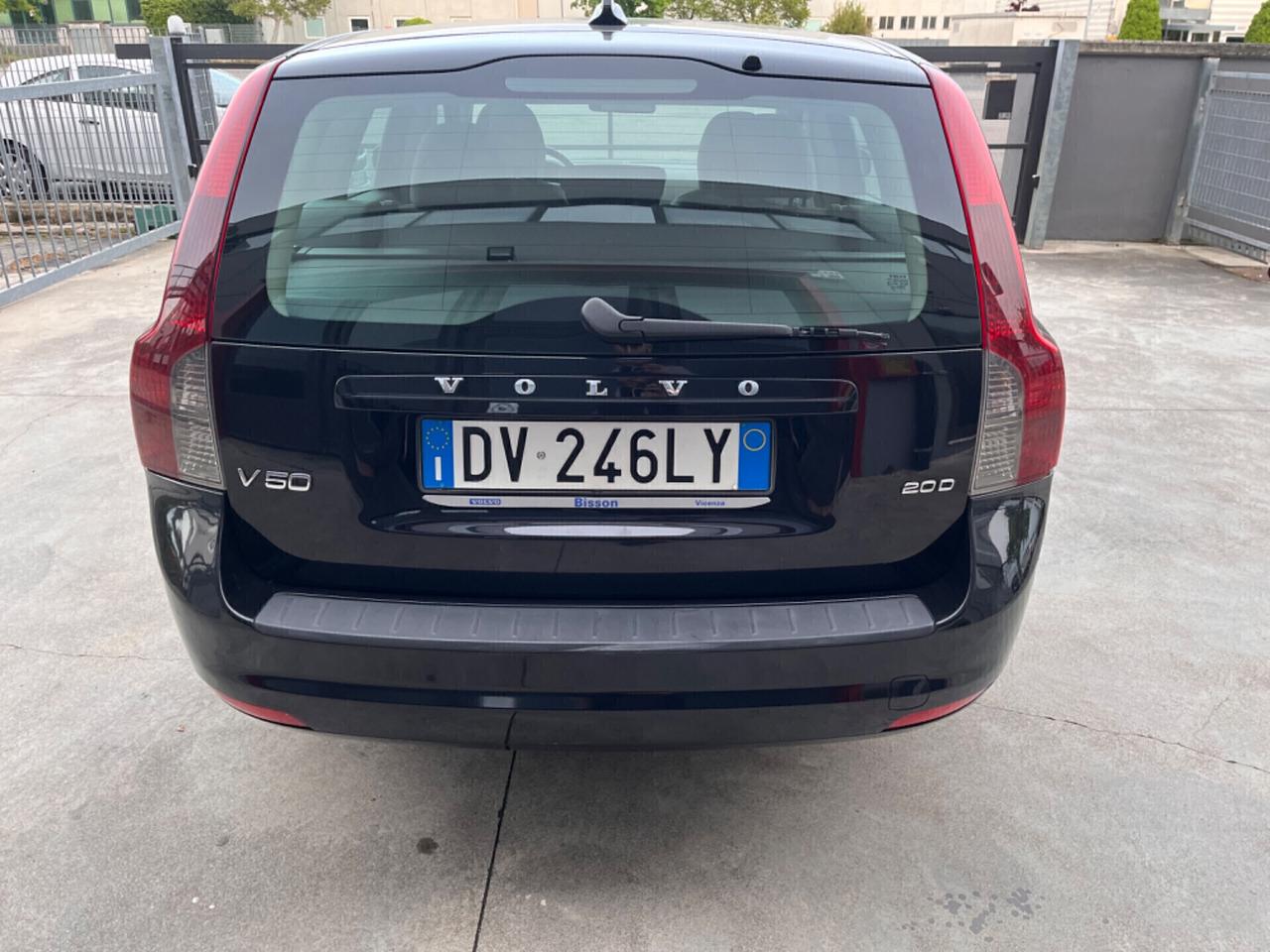 Volvo V50 2.0 D cat Momentum