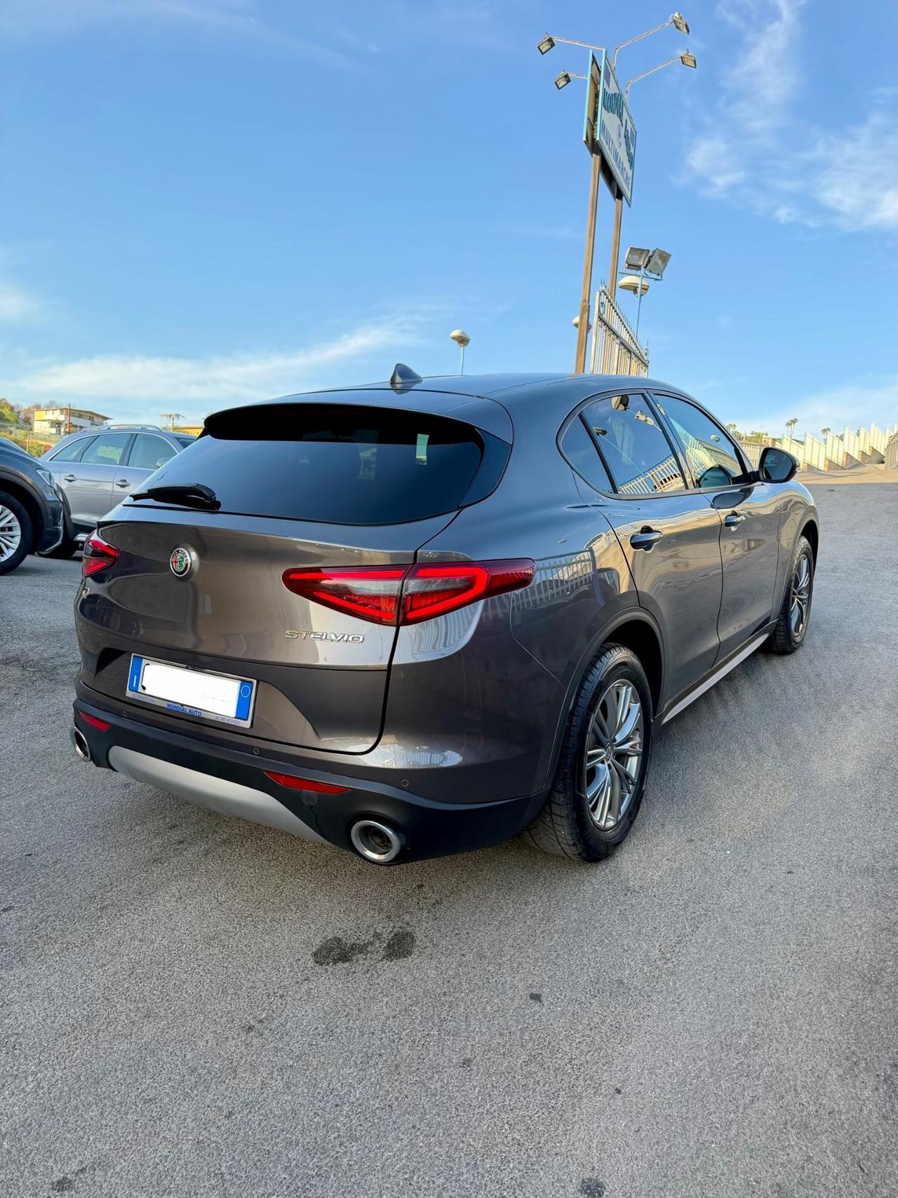 Alfa Romeo Stelvio 2.2 Turbodiesel 190 CV Q4 2022
