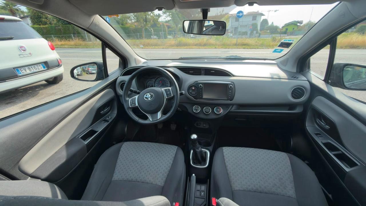 Toyota Yaris 1.0 5 porte Lounge