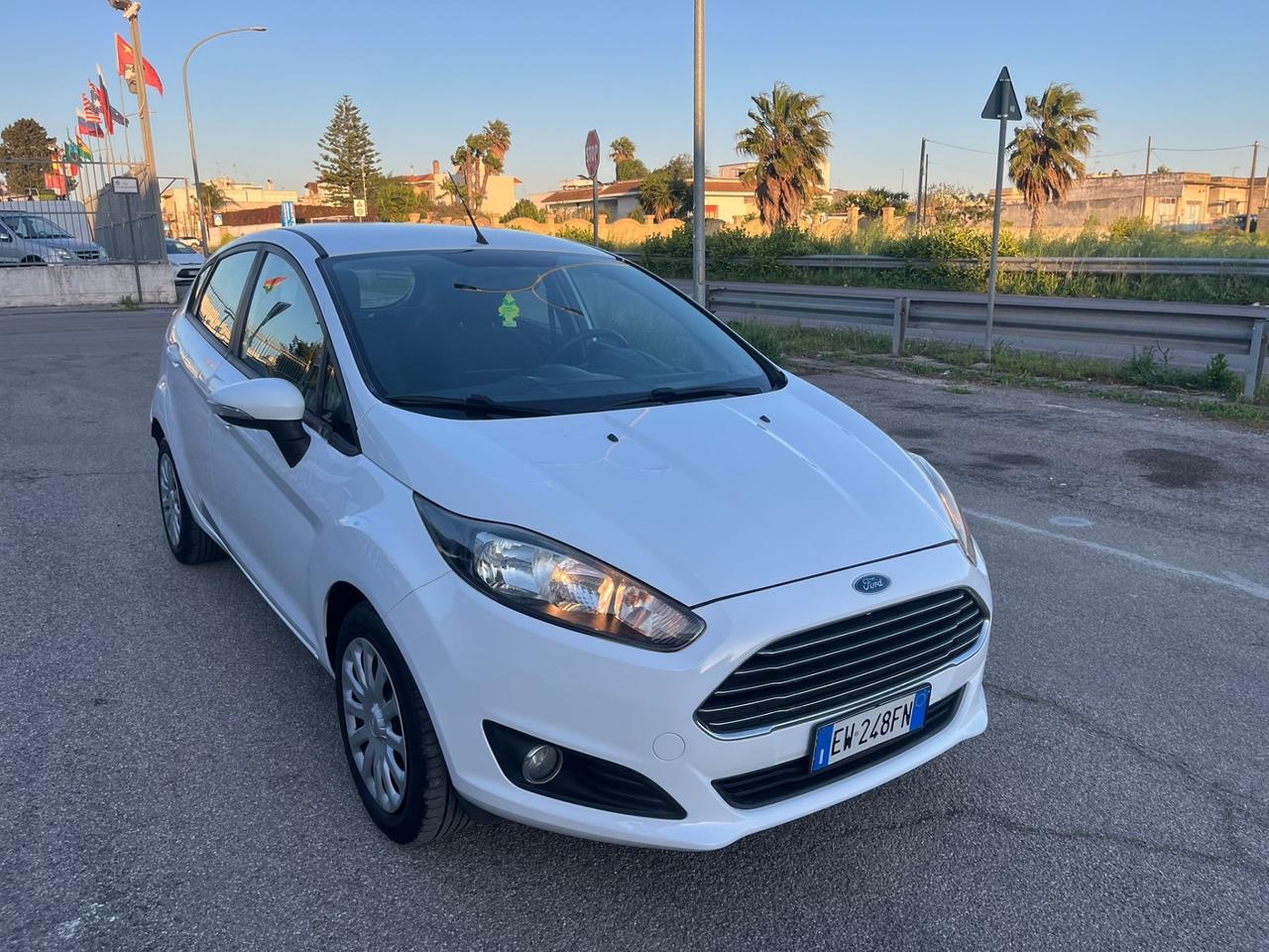 Ford Fiesta 5p. Bz.- GPL Titanium - 2014