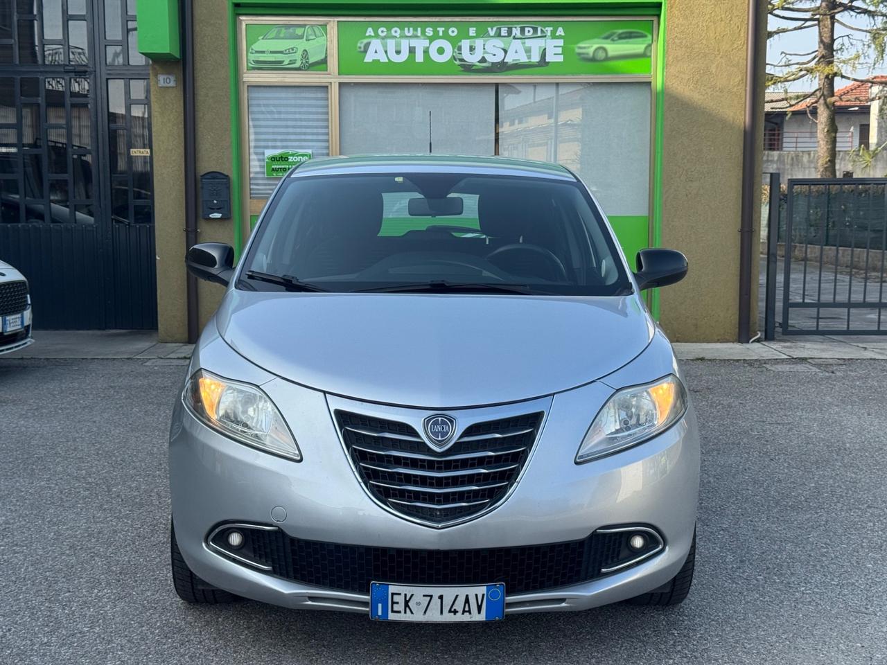 Lancia Ypsilon 1.2 Benzina 69 CV 5 p NEOPATENTATI