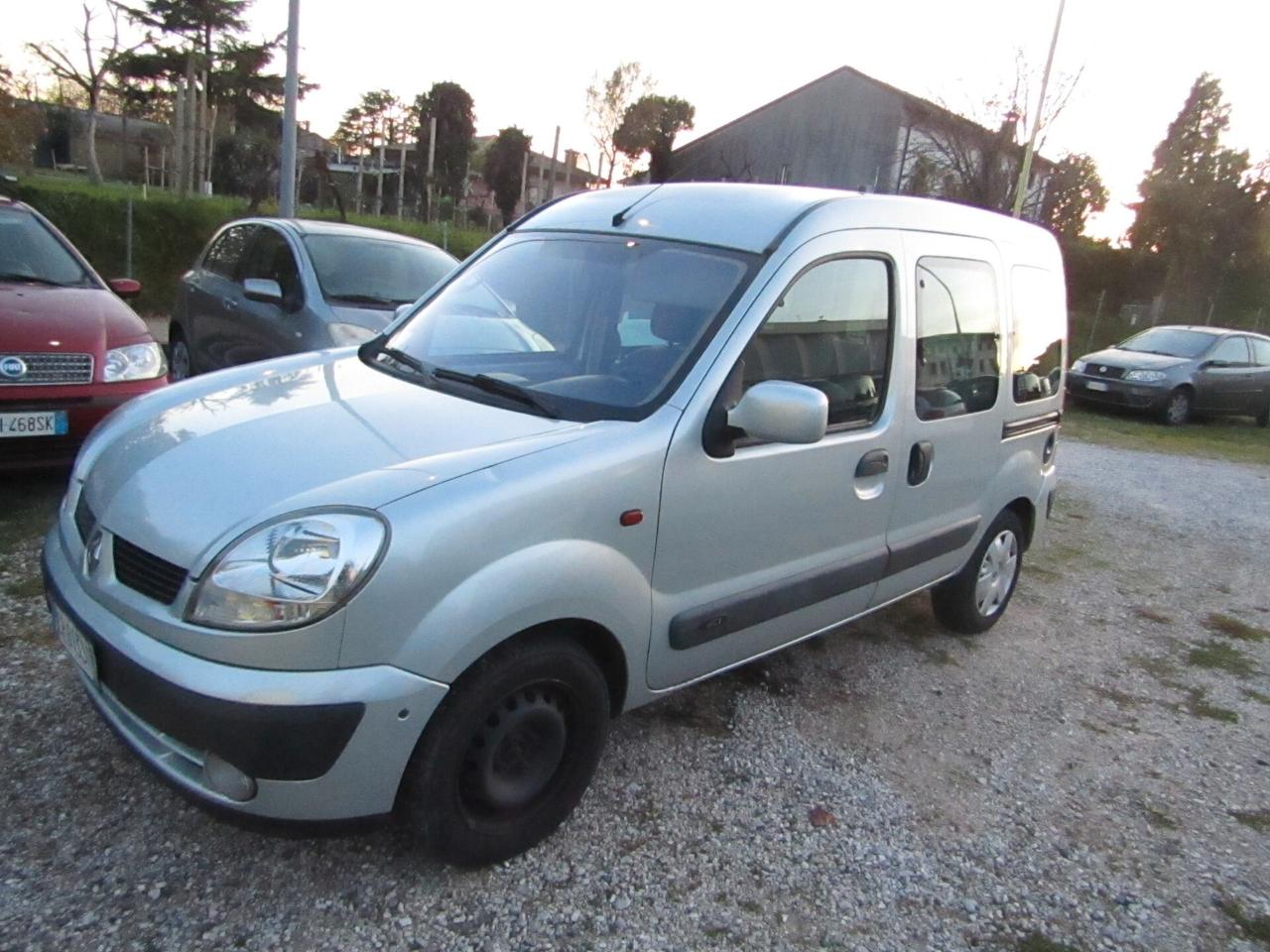 Renault Kangoo 1.5 dCi manutenzione maniacale