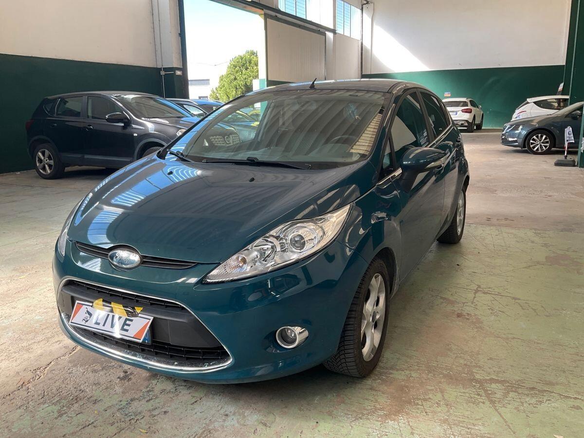 Ford Fiesta 1.4 5 porte Bz.- GPL Titanium