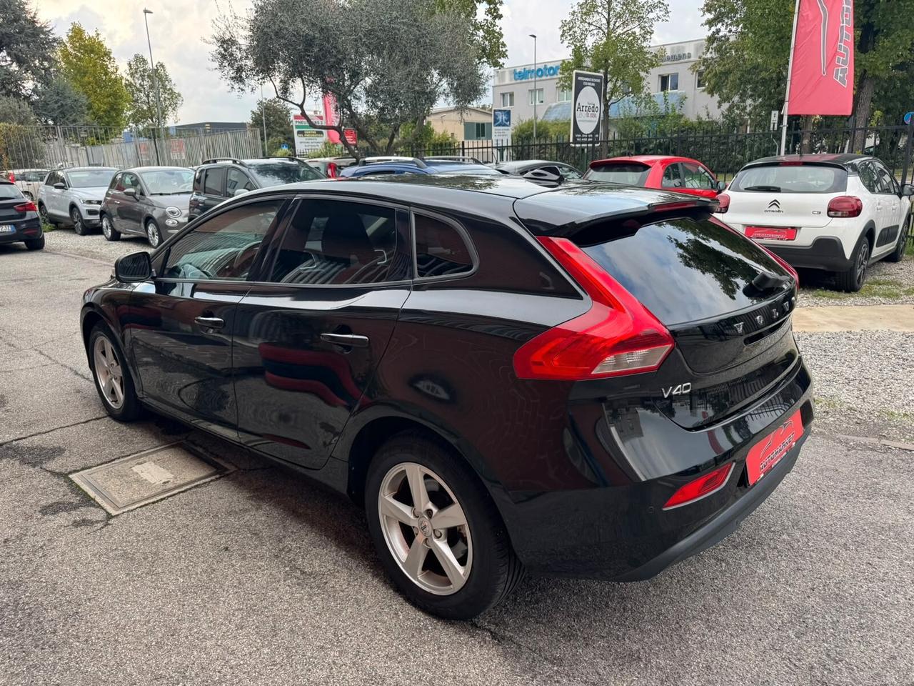 Volvo V40 D2 120cv Geartronic Kinetic