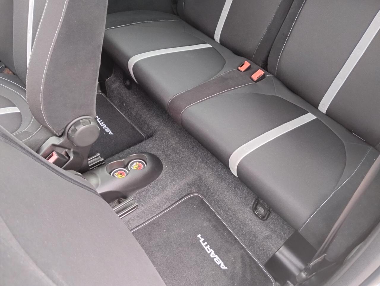 Abarth 595 1.4 Turbo T-Jet 140 CV