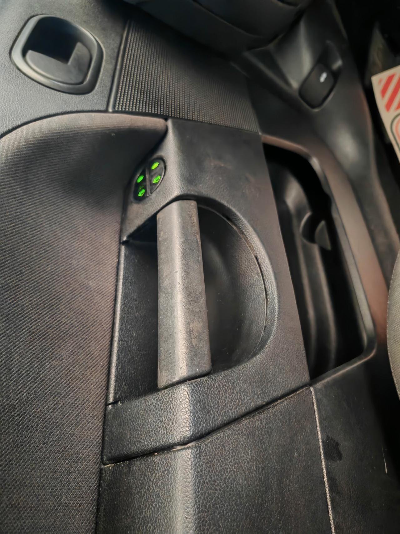 Ford Fiesta 1.4 TDCi 5p. Ghia