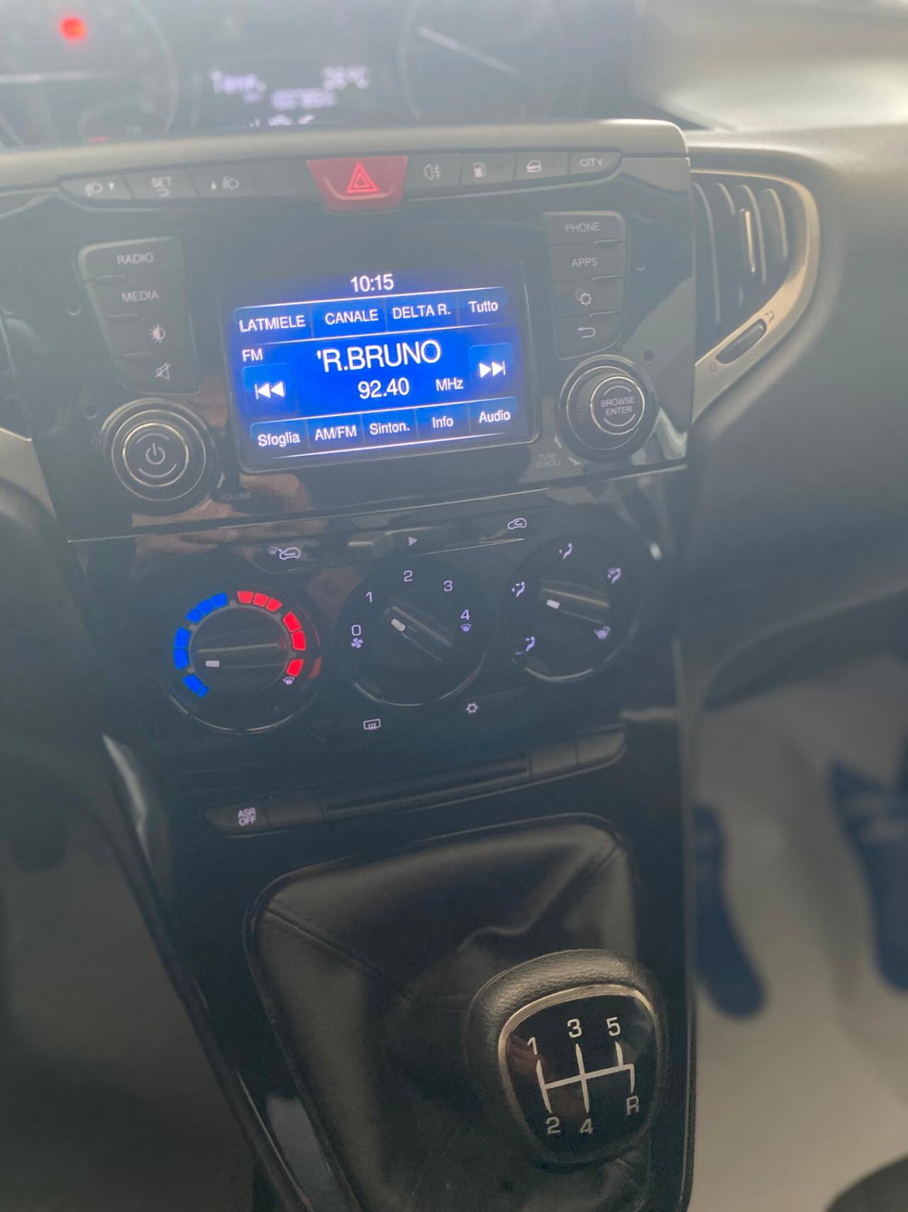 Lancia Ypsilon 0.9 TwinAir 5 porte Metano Ecochic Platinum