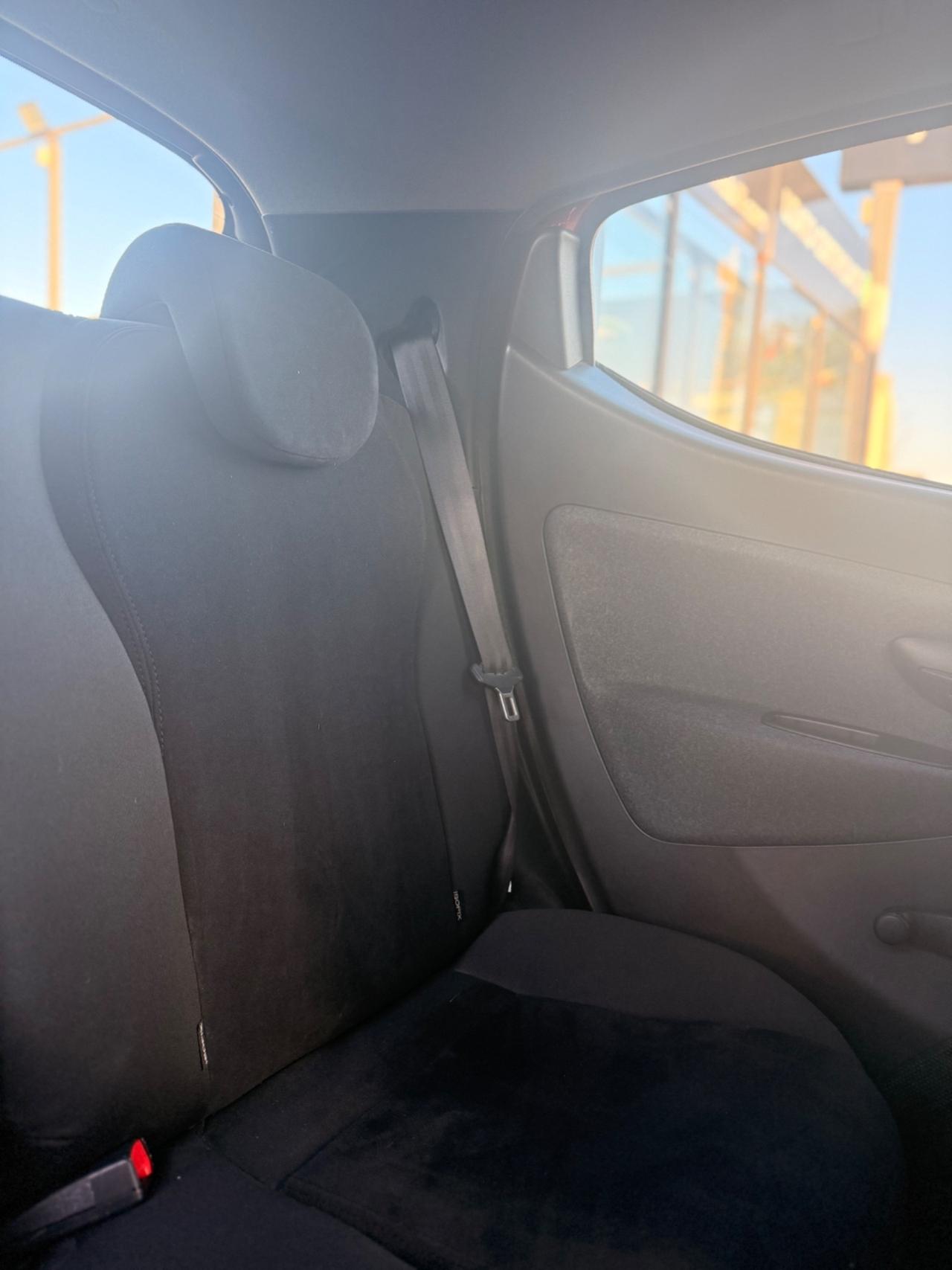 Lancia Ypsilon 1.2 69 CV 5 porte GPL Ecochic Elefantino Blu
