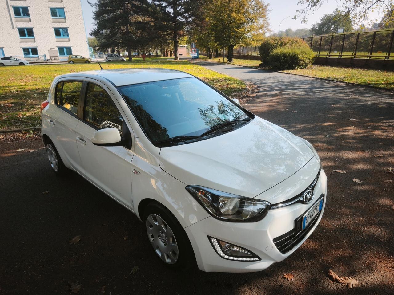 Hyundai i20 1.2 5p. Gpl