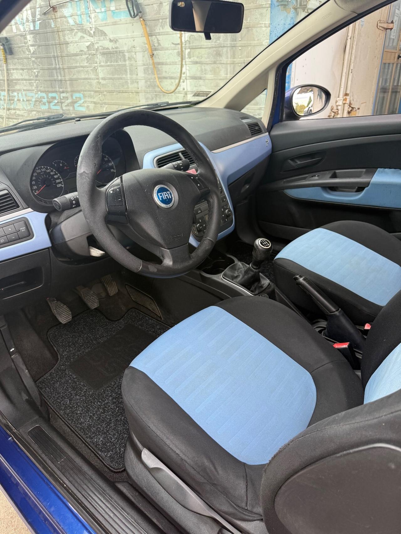 Fiat Grande Punto Diesel 1.3 MJT 75cv NEOPATENTATI