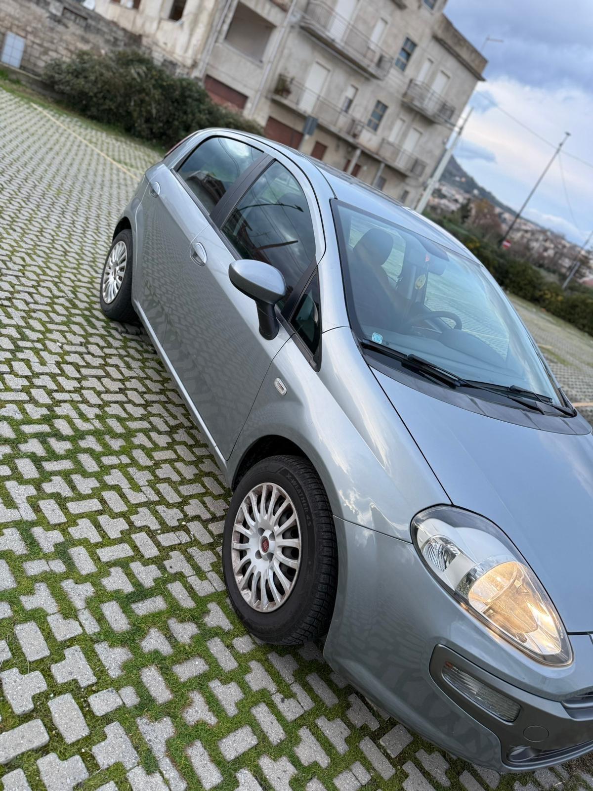 Fiat Punto Evo 1.3 Mjt 75 CV 5 porte Active