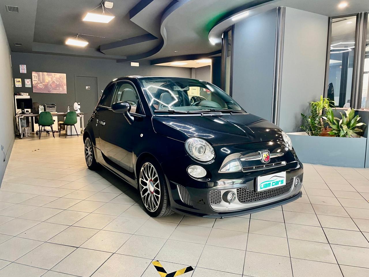 Abarth 500 C 1.4 Turbo T-Jet MTA Custom