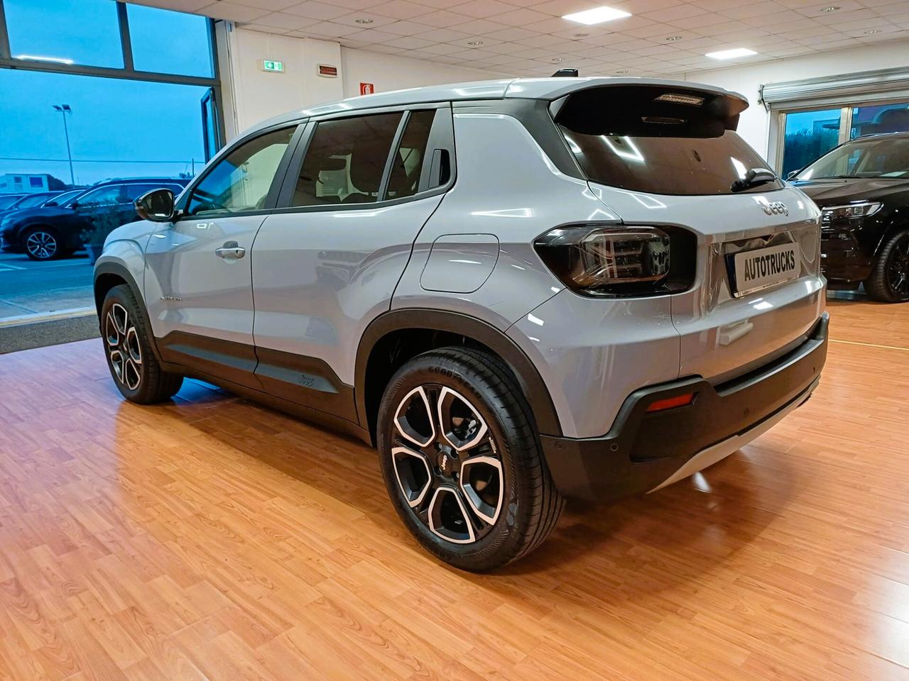 Jeep Avenger 1.2 Turbo 110 CV MHEV Summit