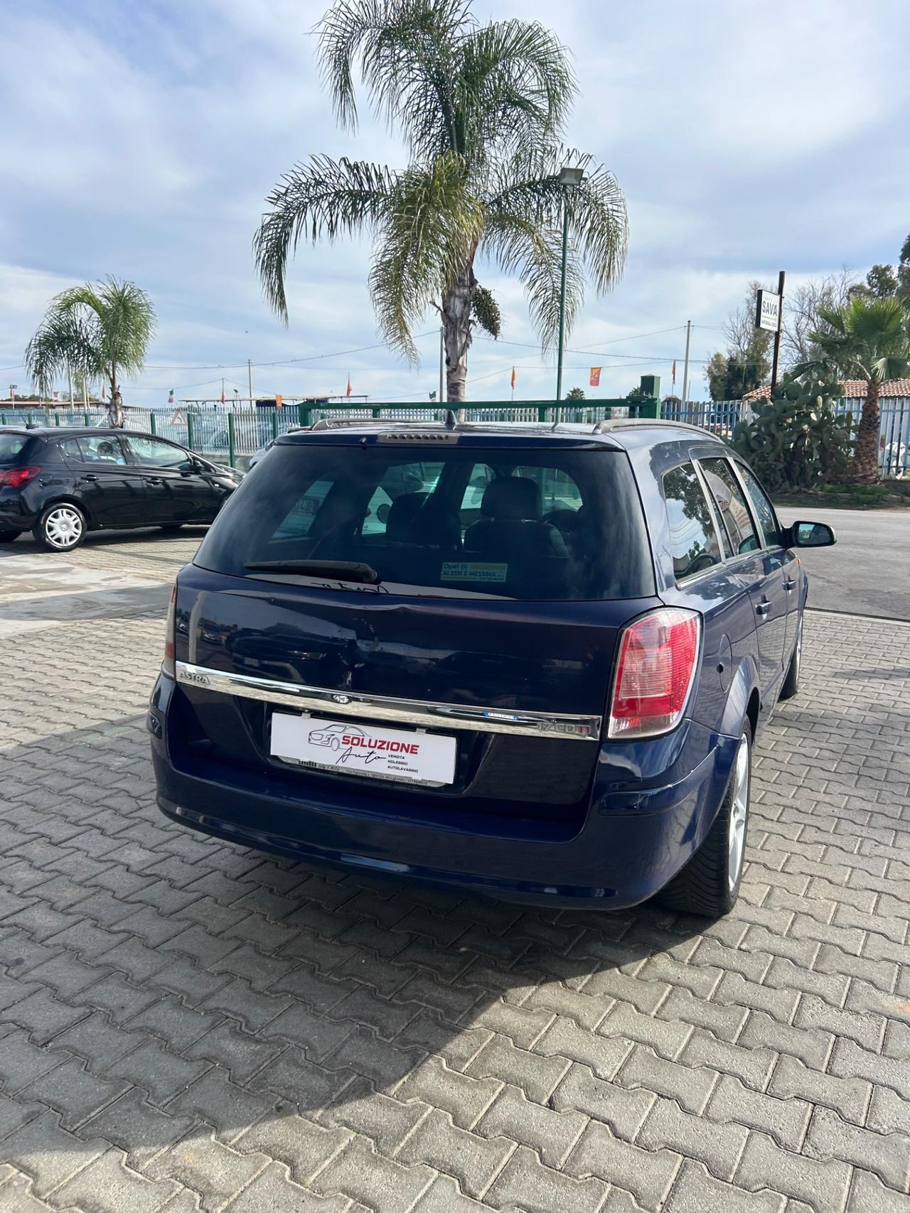 Opel Astra 1.7 CDTI 101CV Station Wagon Club