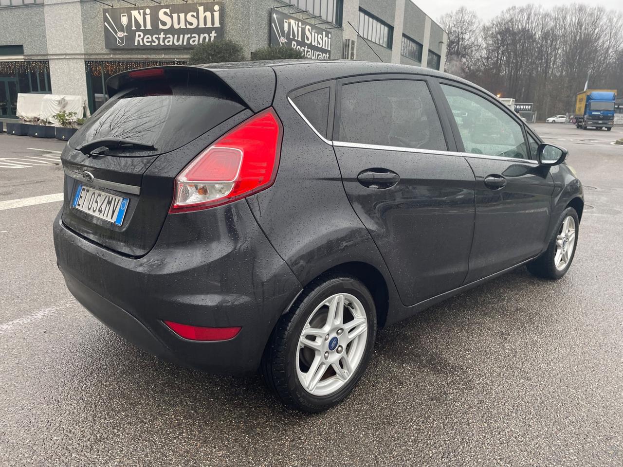 Ford Fiesta 1.5 TDCi 75CV 5 porte Titanium*Nepatentati*Cerchi*
