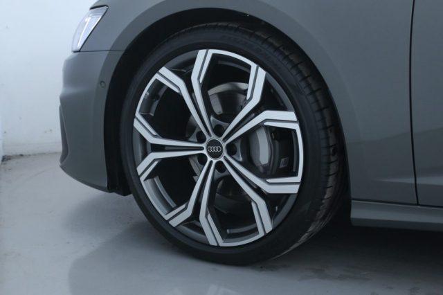 AUDI A6 Avant 40 2.0 TDI quattro ultra S tronic S line edi